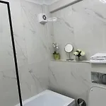 Luxury 2br With Free Parking Herastrau Bucarest
