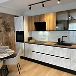 Luxury 2br With Free Parking Herastrau 公寓