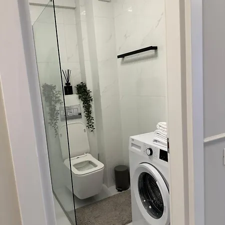 Luxury 2br With Free Parking Herastrau Apartment Bukarest